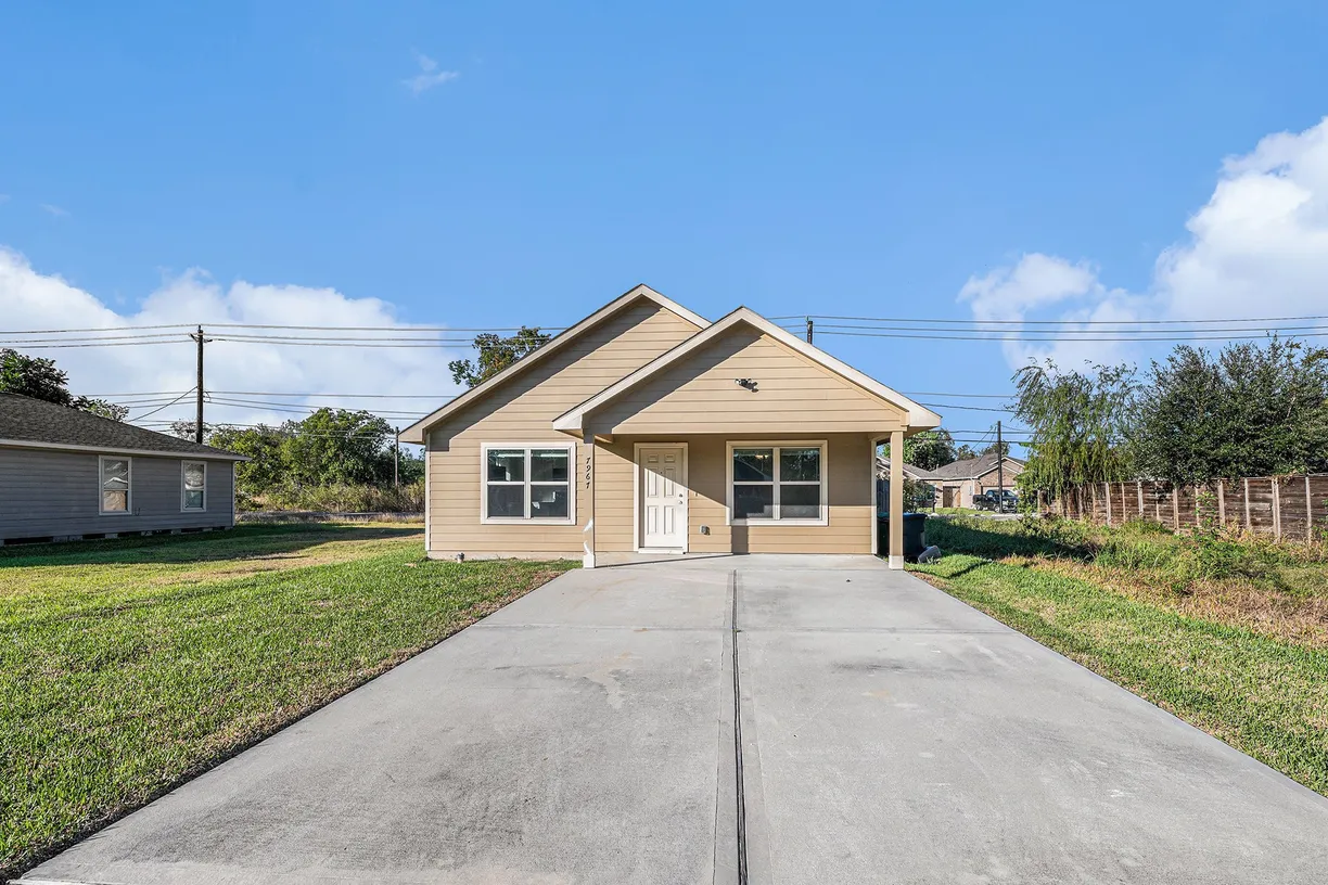 Houston Real Estate | View 7967 Blue Street | 3 Beds, 2 Baths