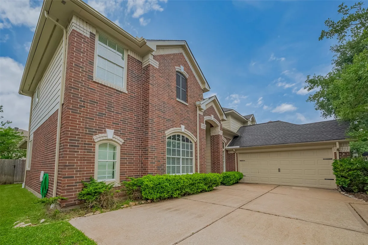 Houston Suburbs Real Estate | View 4702 Plato Park Drive | Listing