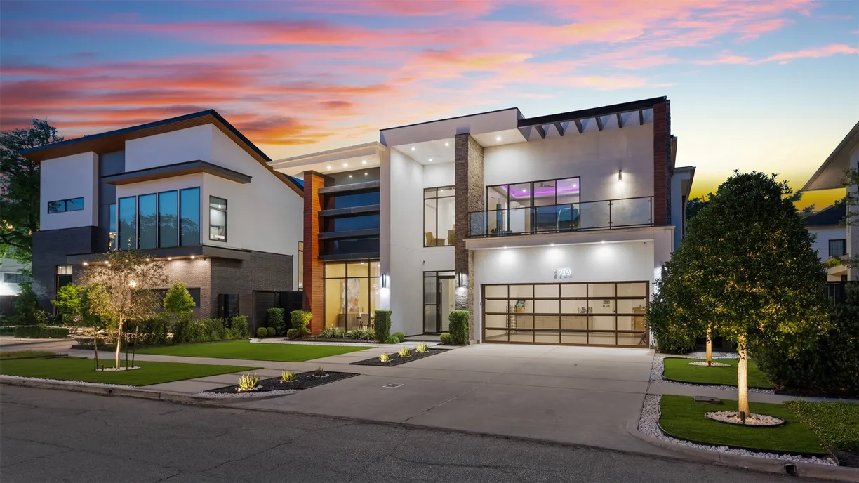 Houston Real Estate | View 2703 Westgrove Lane | Listing