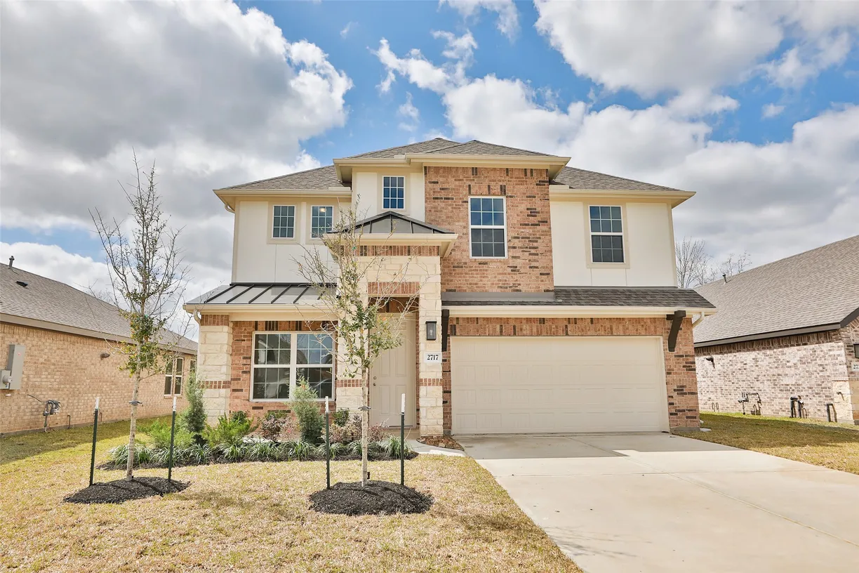 Houston Real Estate | View 2717 Madison Street | 4 Beds, 3 Baths