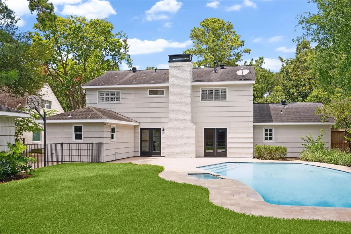 Houston Real Estate | View 13307 Taylorcrest Road | 5 Beds, 3 Baths