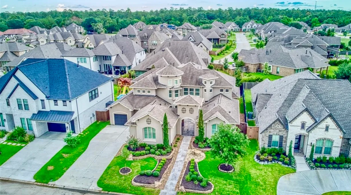 Houston Real Estate | View 12821 N Palomino Lake Circle | Listing