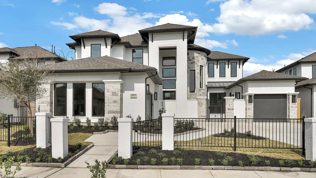 Houston Real Estate | View 9015 Pleasant Cove | 5 Beds, 4 Baths