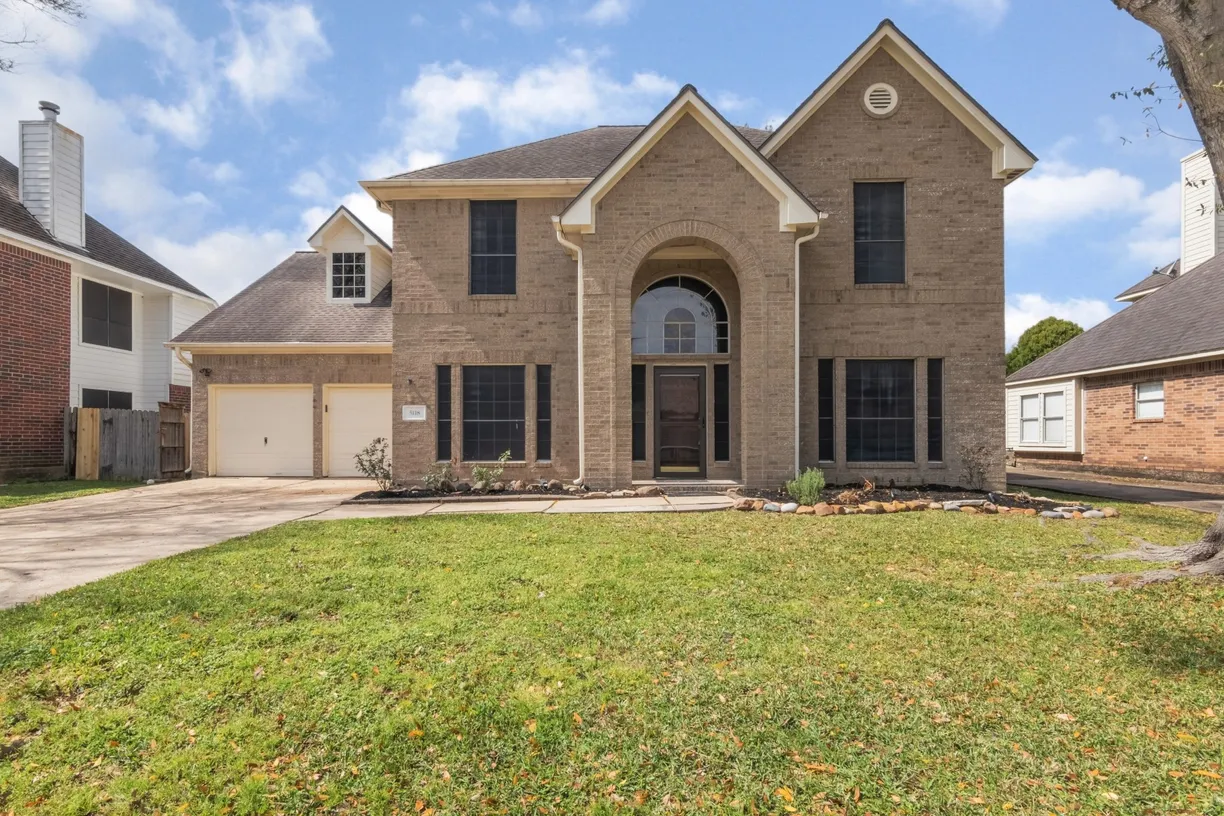 Houston Real Estate | View 5118 Bayfair Street | 4 Beds, 2 Baths