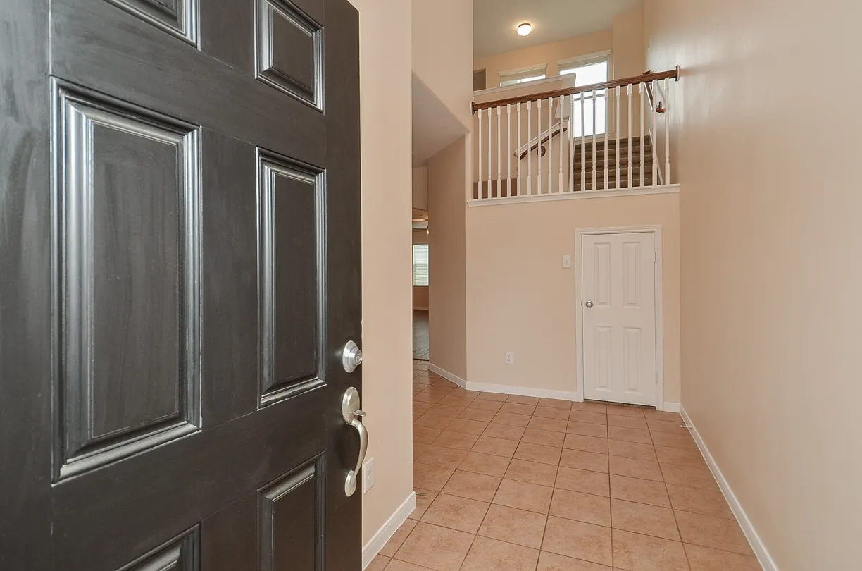 The Woodlands Real Estate | View 18724 Cypress Loch Drive | Listing