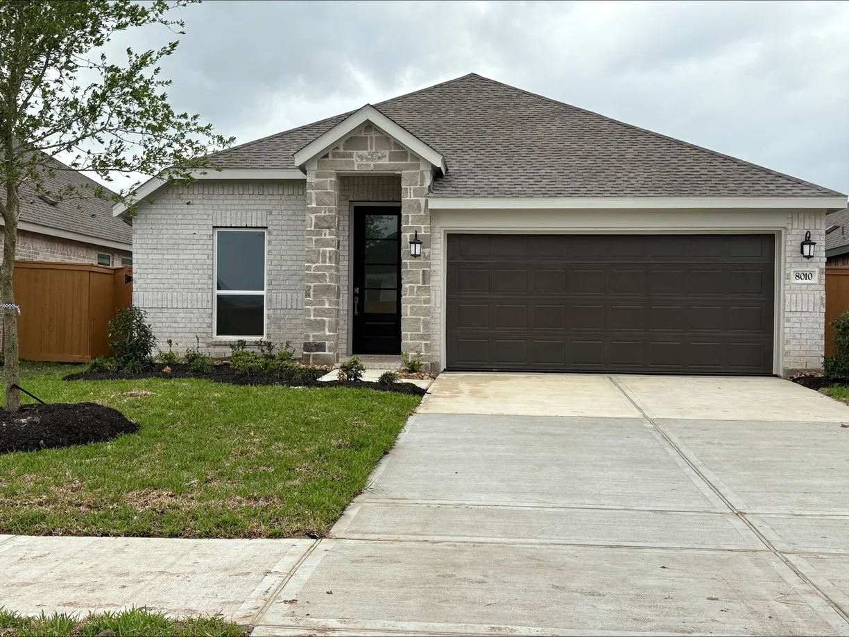 Houston Real Estate | View 8010 Tempest Stone Drive | 4 Beds, 2 Baths