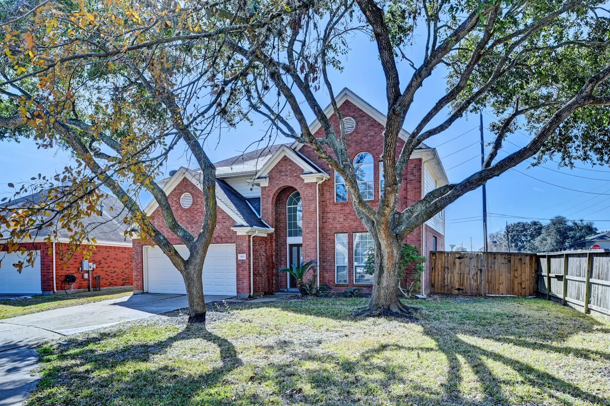 Houston Suburbs Real Estate | View 7402 Broken Oak Lane | Listing