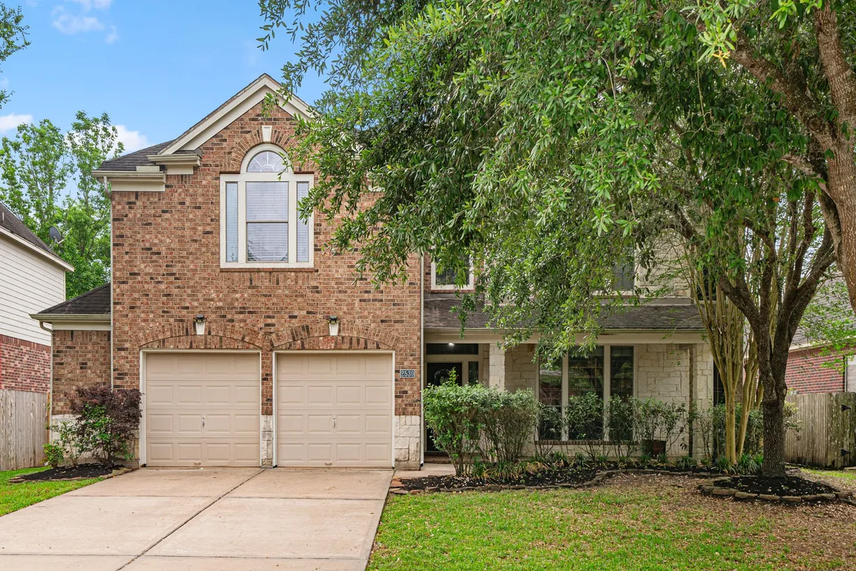 Houston Real Estate | View 2530 Cezanne Circle | Listing