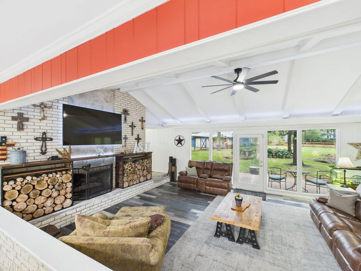 Houston Real Estate | View 1310 Golden Bear Lane | Listing