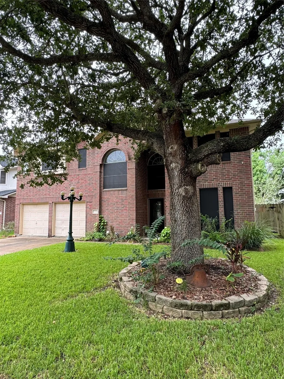 Houston Real Estate | View 11131 30th Avenue | 4 Beds, 2 Baths