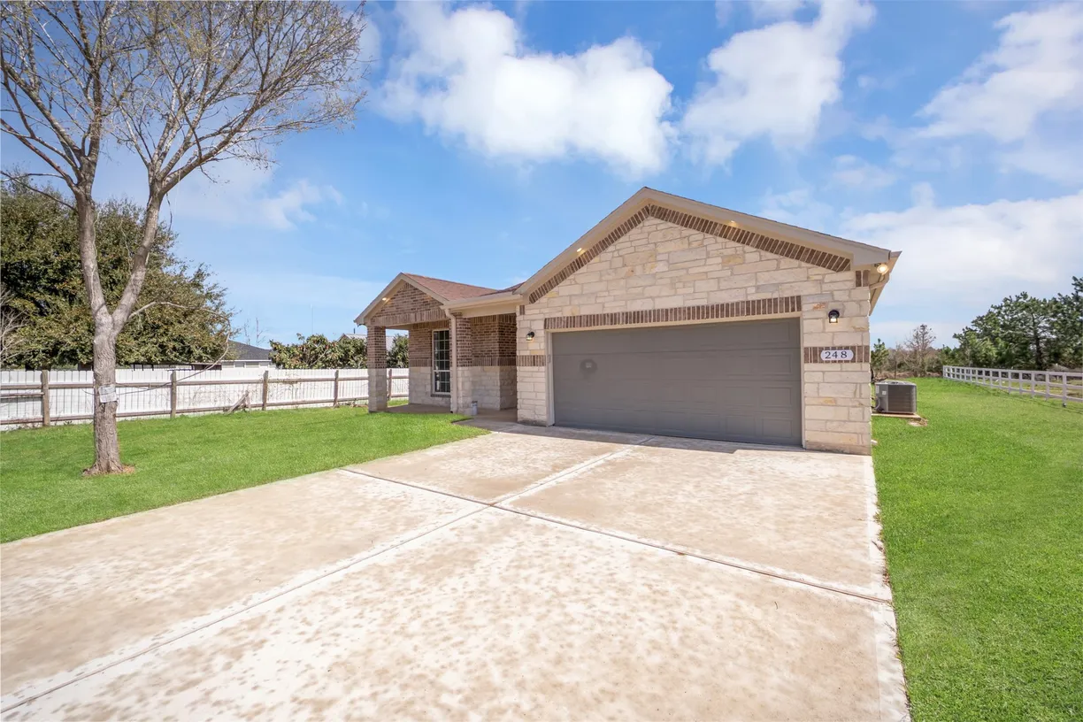 Houston Suburbs Real Estate | View 248 ALLEDA | Listing