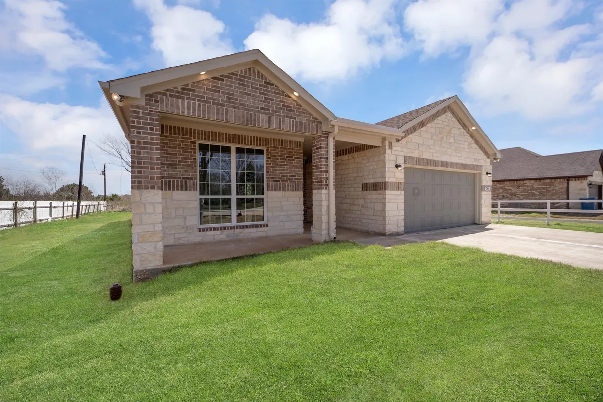 Houston Suburbs Real Estate | View 248 ALLEDA | 3 Beds, 2 Baths