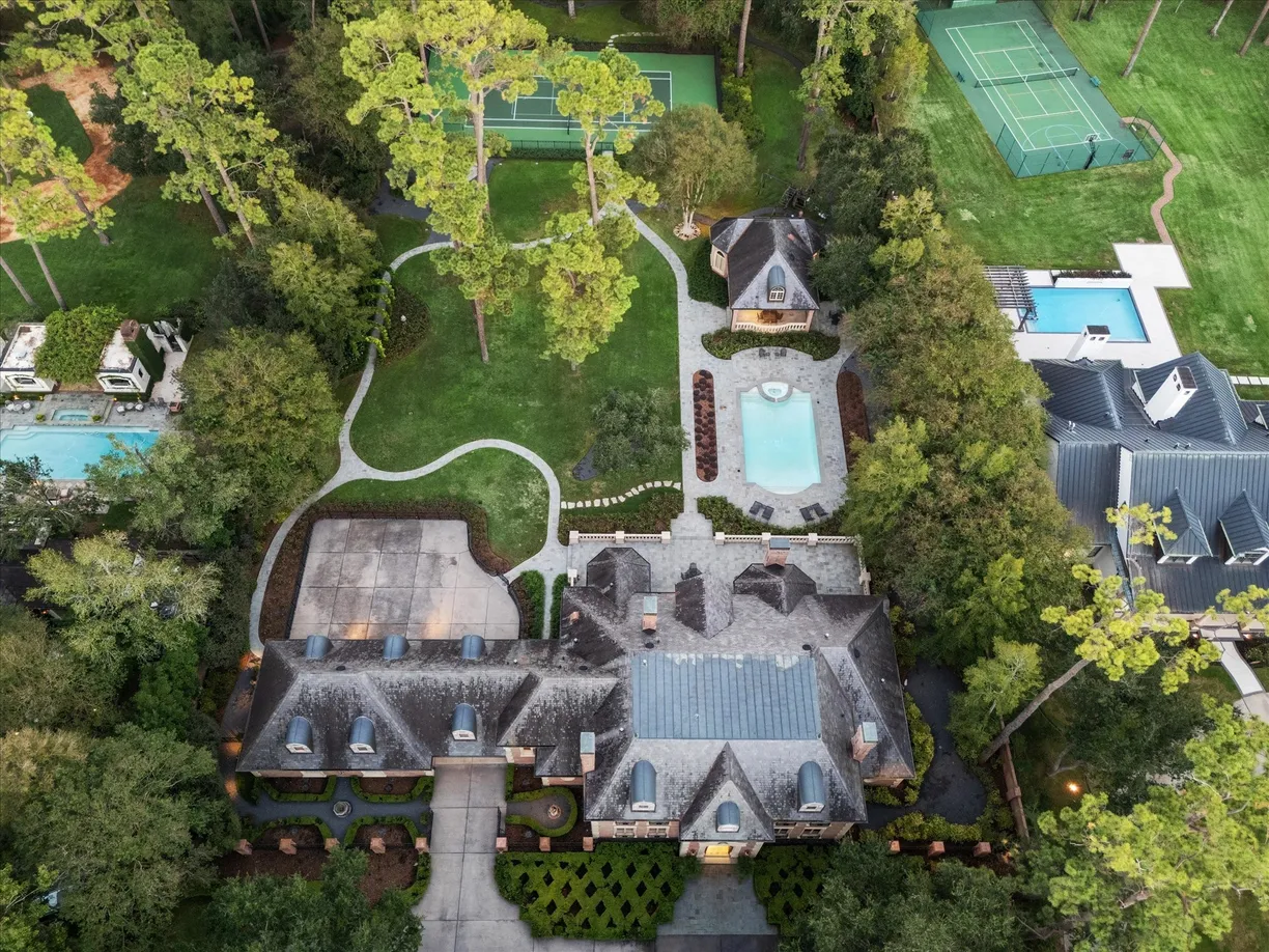 Houston Real Estate | View 412 Timberwilde Lane | Listing