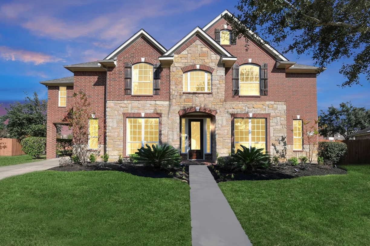 Houston Real Estate | View 17026 N Aliana Road | 4 Beds, 3 Baths