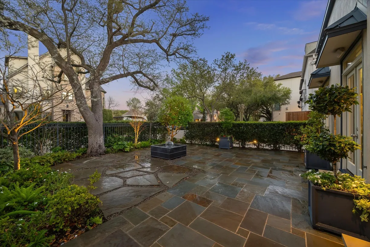 Houston Real Estate | View 3126 Mid Lane | Listing