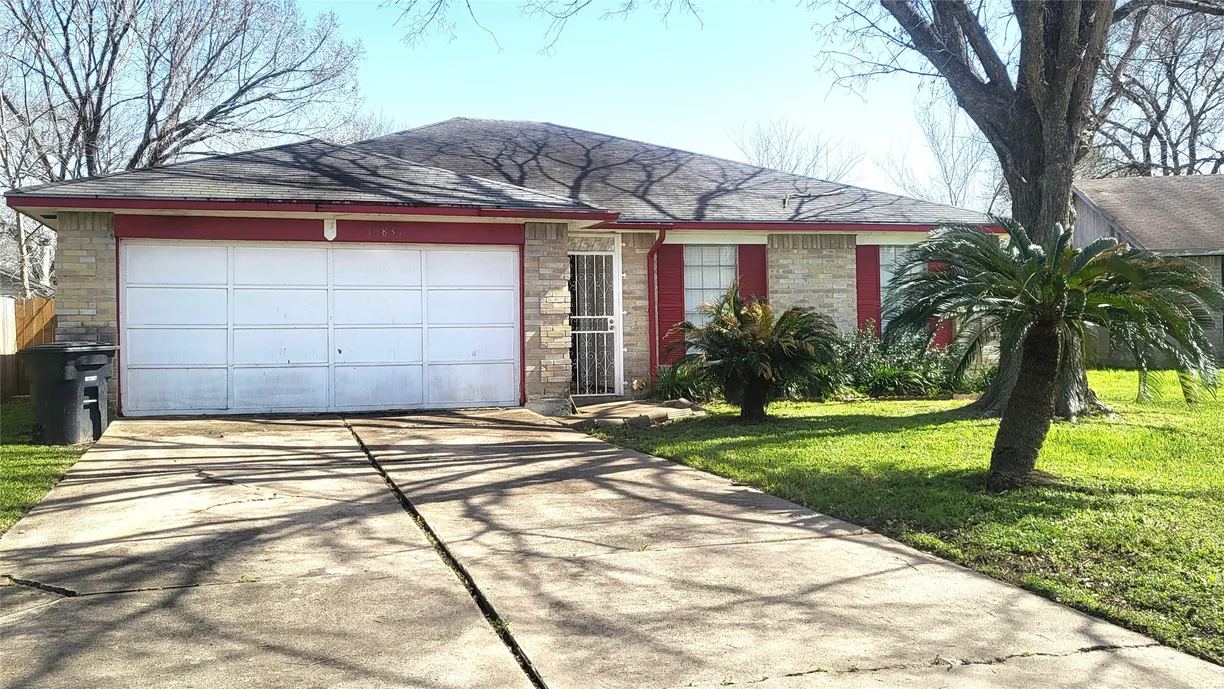 Houston Suburbs Real Estate | View 15831 Baybriar Drive | 4 Beds, 2 Baths