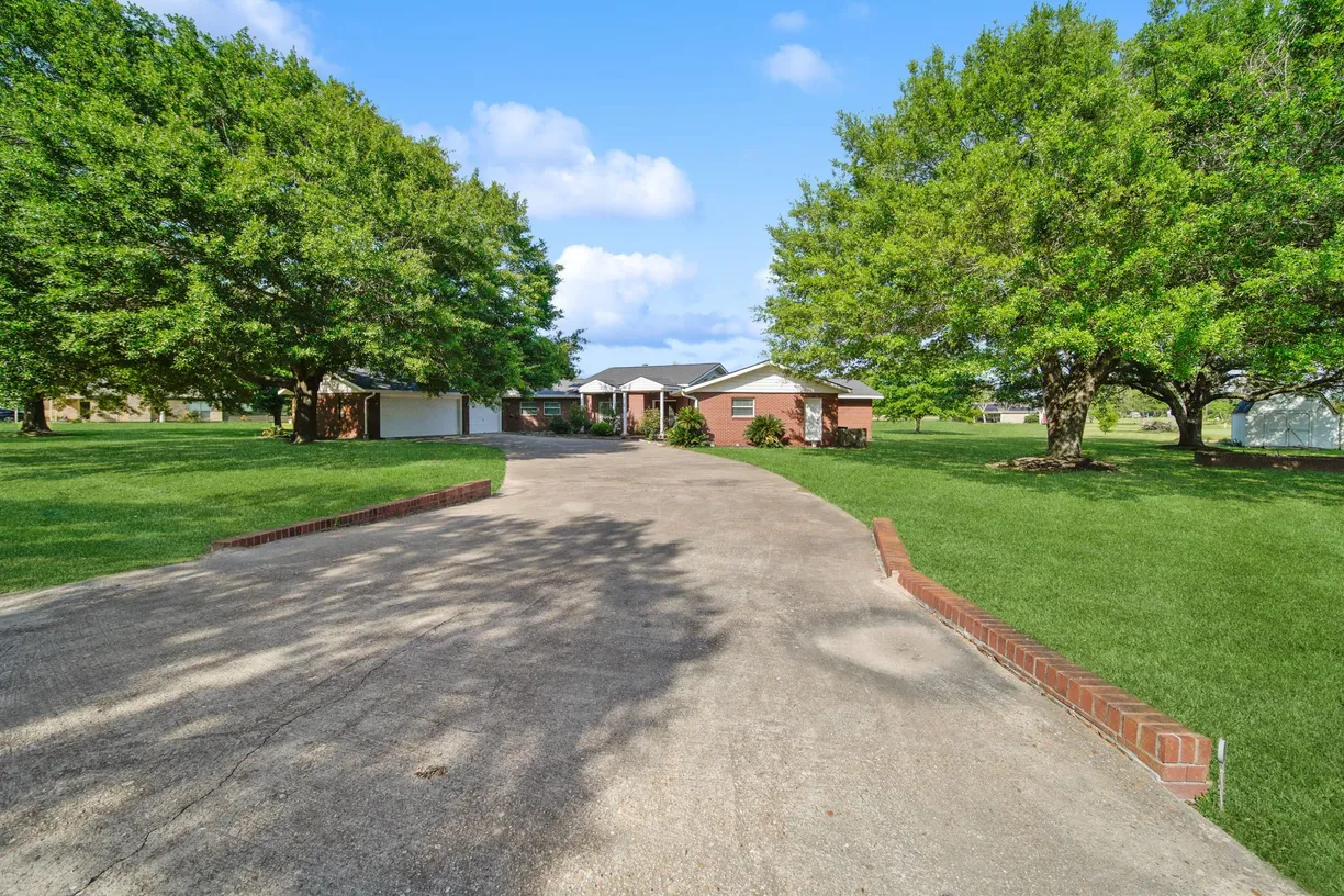 Houston Suburbs Real Estate | View 15502 Kitty Hawk Drive | Listing