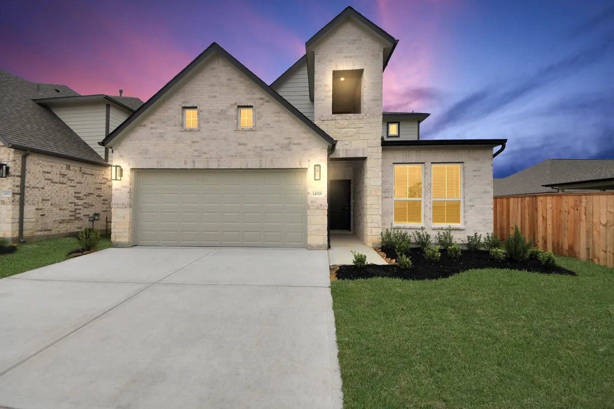 Houston Real Estate | View 14918 Royal Leaf Lane | 5 Beds, 3 Baths