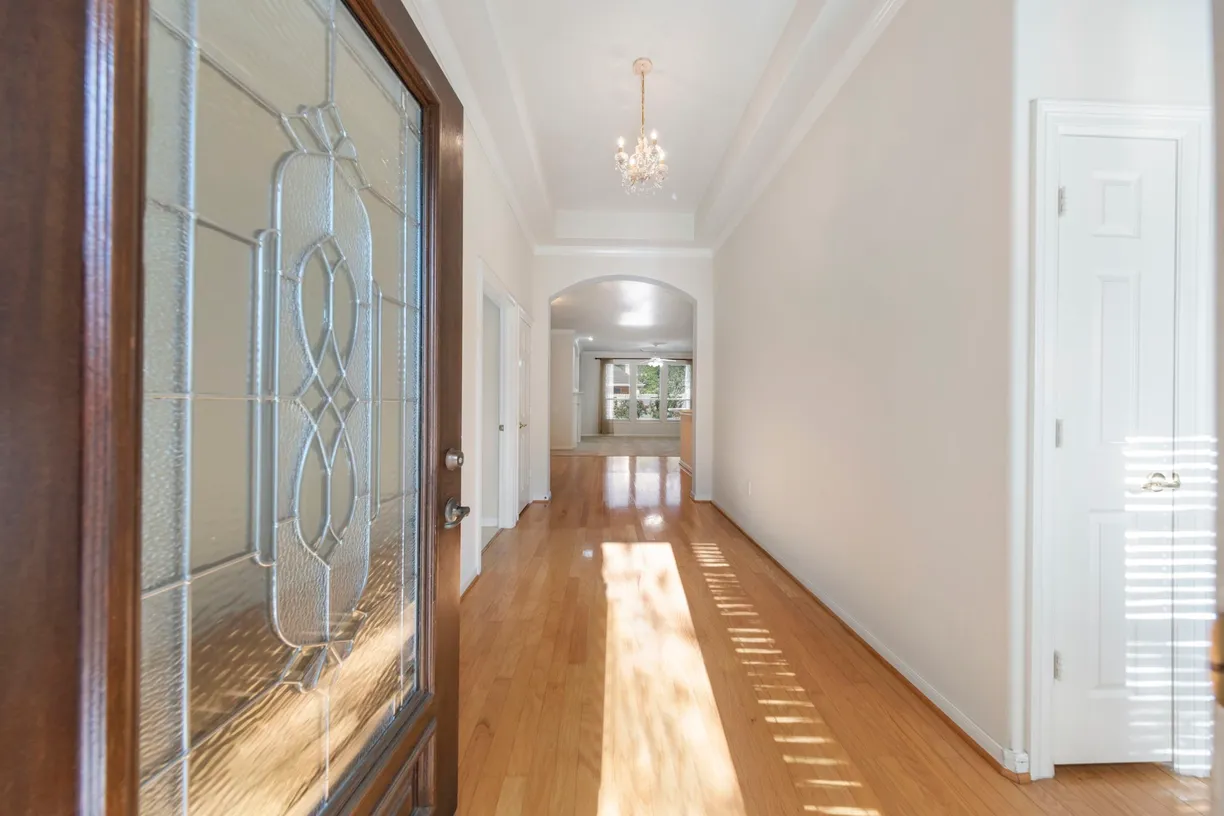 The Woodlands Real Estate | View 31 E Royal Mews | Listing