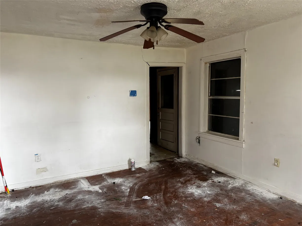 Houston Real Estate | View 5326 Wenda Street | Listing