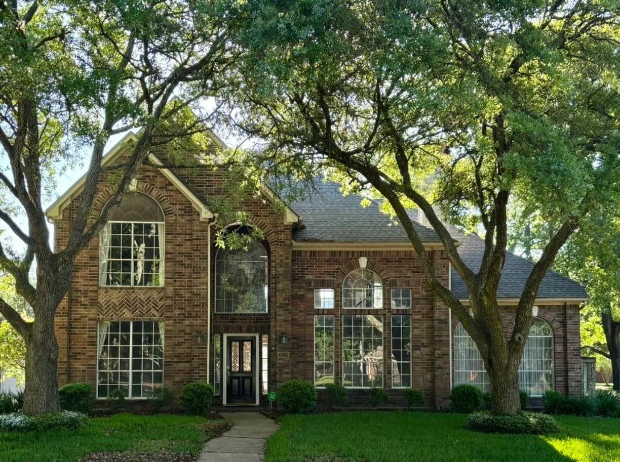 Houston Real Estate | View 3223 S Lake Village Drive | 4 Beds, 3 Baths