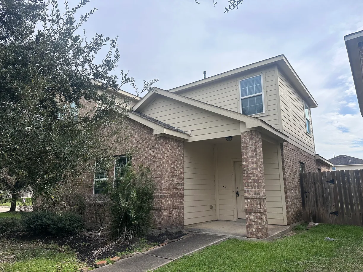 Houston Real Estate | View 8218 Malago Point Drive | Listing
