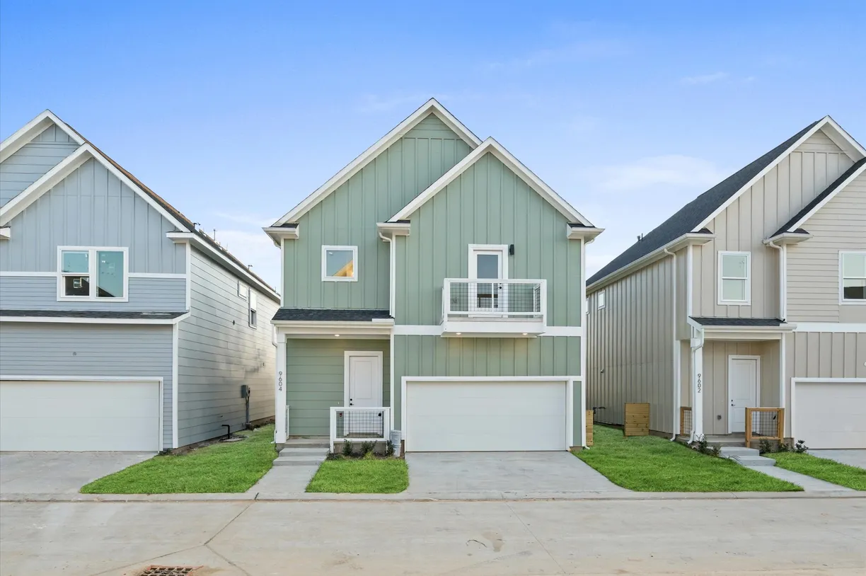 Houston Real Estate | View 9606 Valeca Drive | 4 Beds, 2 Baths