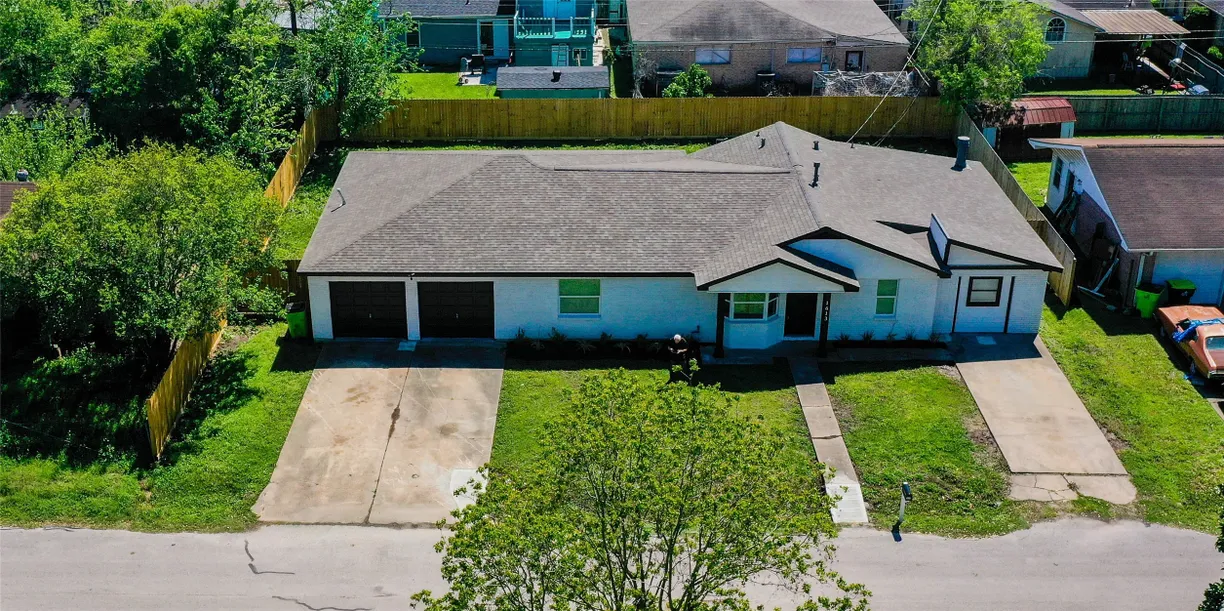Houston Real Estate | View 1613 Paloma | Listing