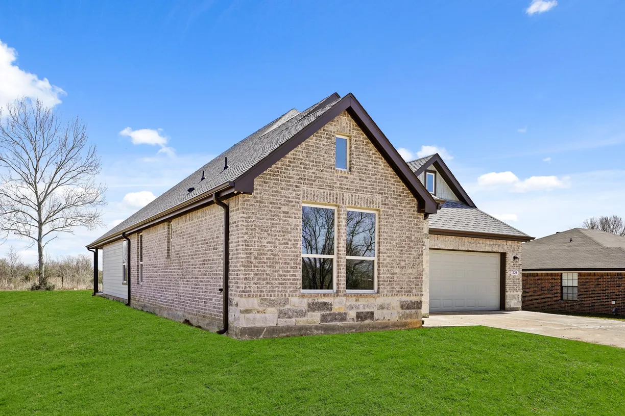 Houston Suburbs Real Estate | View 224 ALLEDA | Listing