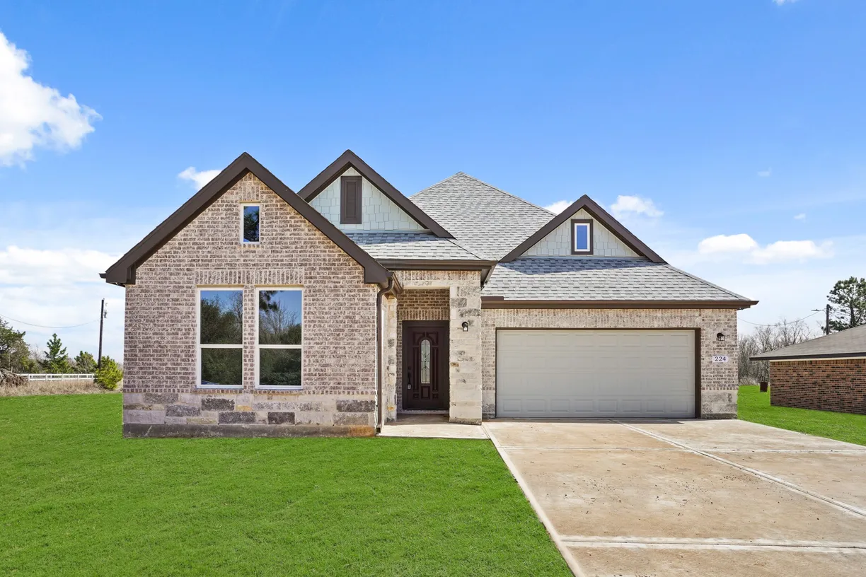 Houston Suburbs Real Estate | View 224 ALLEDA | 4 Beds, 2 Baths