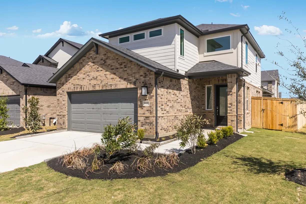 Houston Real Estate | View 9010 Ashland Cottage Lane | 4 Beds, 3 Baths