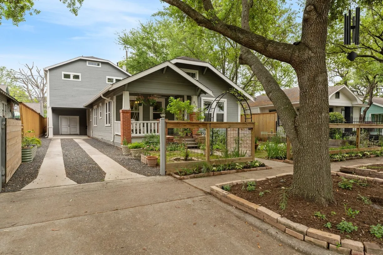 Houston Real Estate | View 810 Peddie Street | Listing