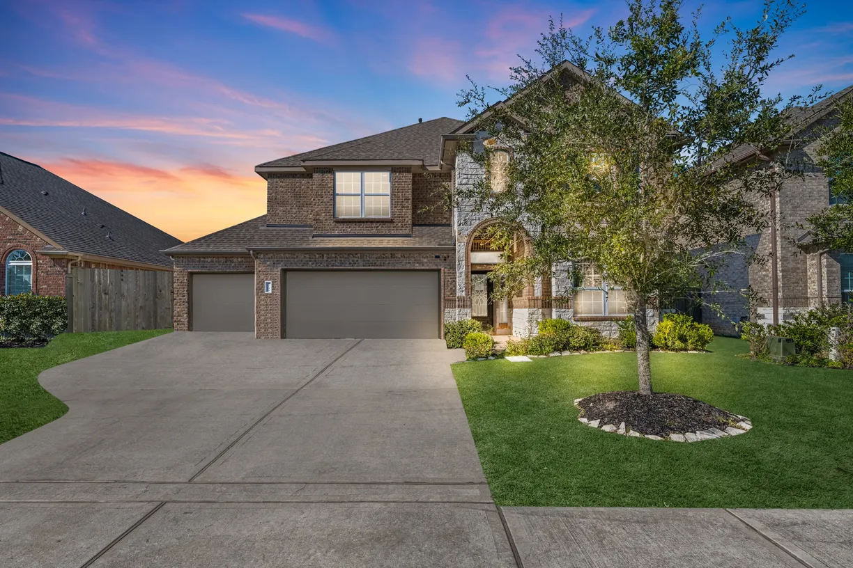 Houston Real Estate | View 7706 Mesquite Hill Lane | Listing