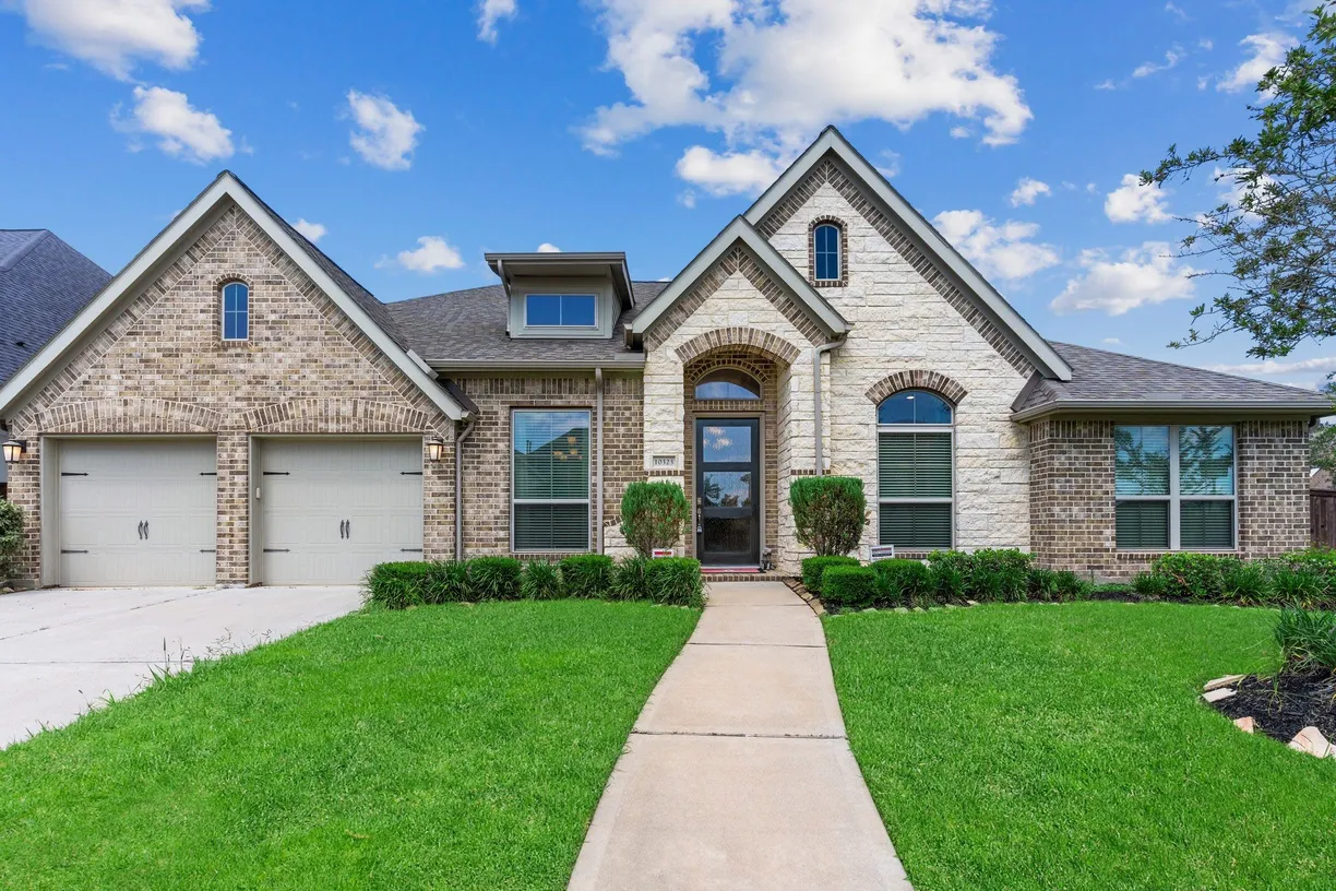Houston Real Estate | View 10323 Granite Court | Listing