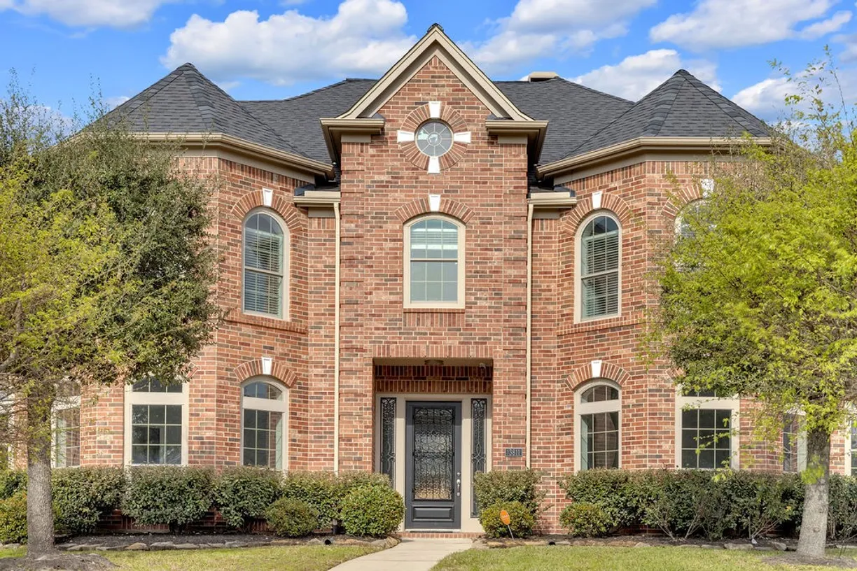 Houston Real Estate | View 13811 Sugar Dock Court | 6 Beds, 3 Baths