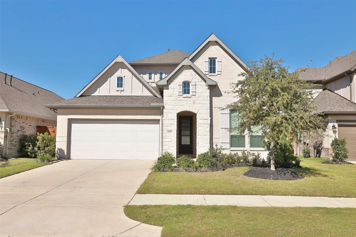 Houston Real Estate | View 18406 Summerland Lake Way | 4 Beds, 3 Baths