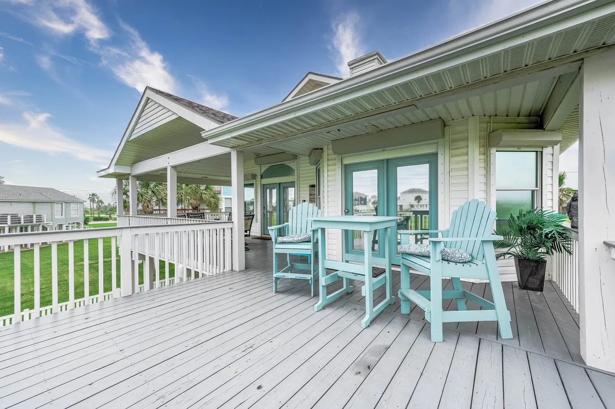 Houston Real Estate | View 18319 Shaman Drive | 3 Beds, 2 Baths