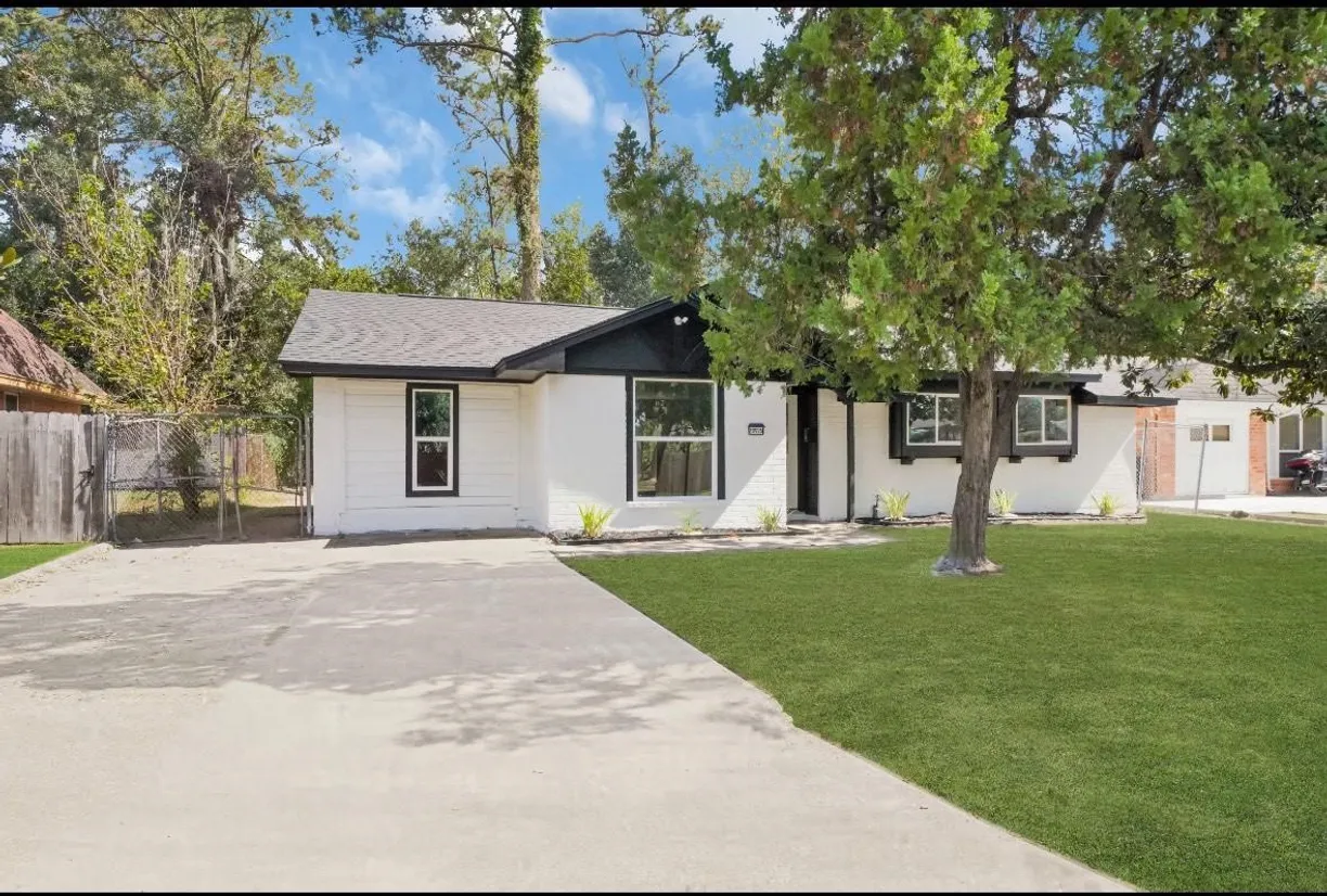 Houston Real Estate | View 10926 Cheeves Drive | 4 Beds, 2 Baths