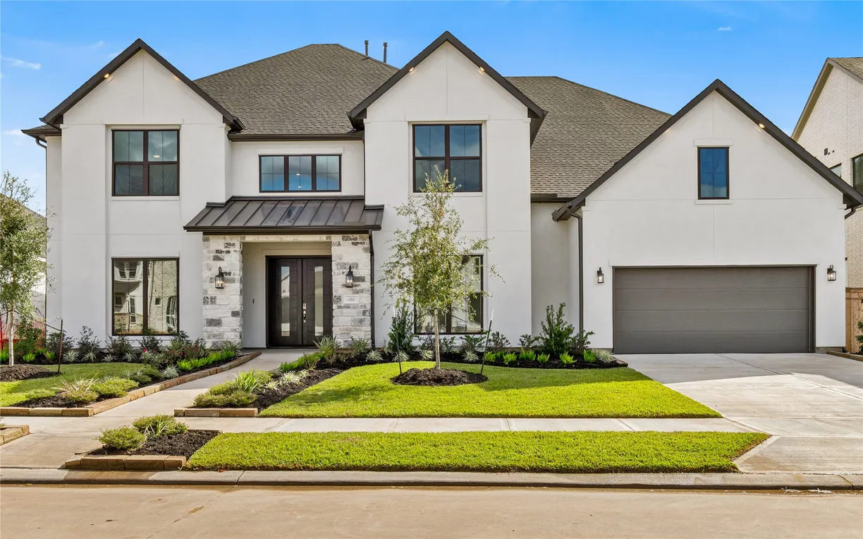 Houston Real Estate | View 10202 Sterling Spring Drive | 5 Beds, 5 Baths