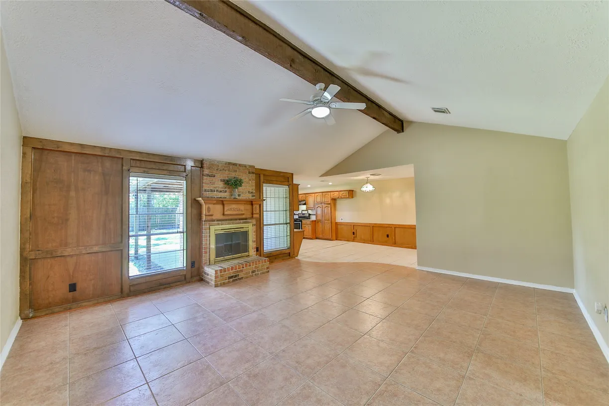 Houston Real Estate | View 2105 Roland Rue Street | Listing