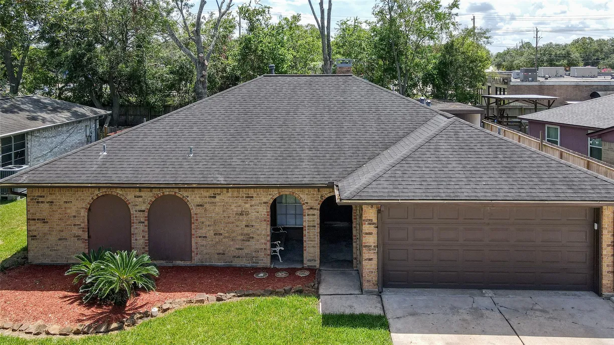 Houston Real Estate | View 2105 Roland Rue Street | 3 Beds, 2 Baths