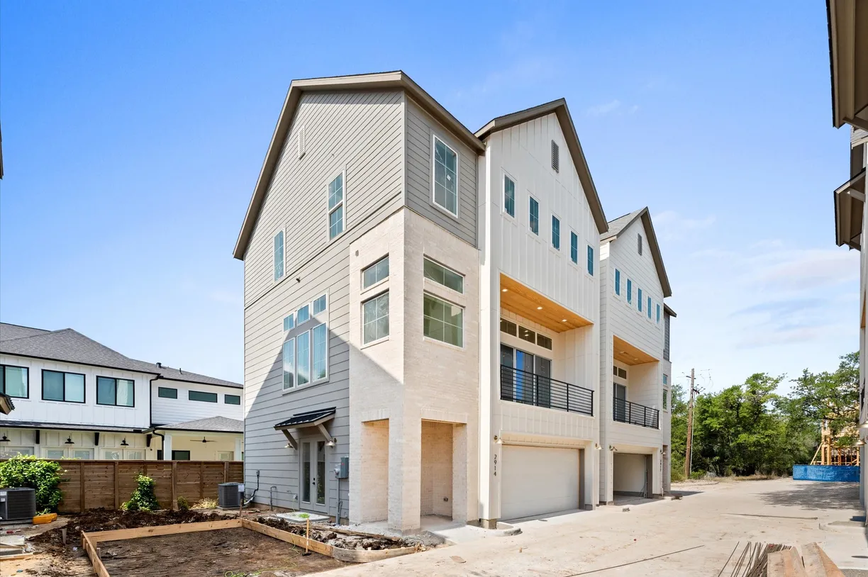 Houston Real Estate | View 2932 Michaux Street | 3 Beds, 3 Baths
