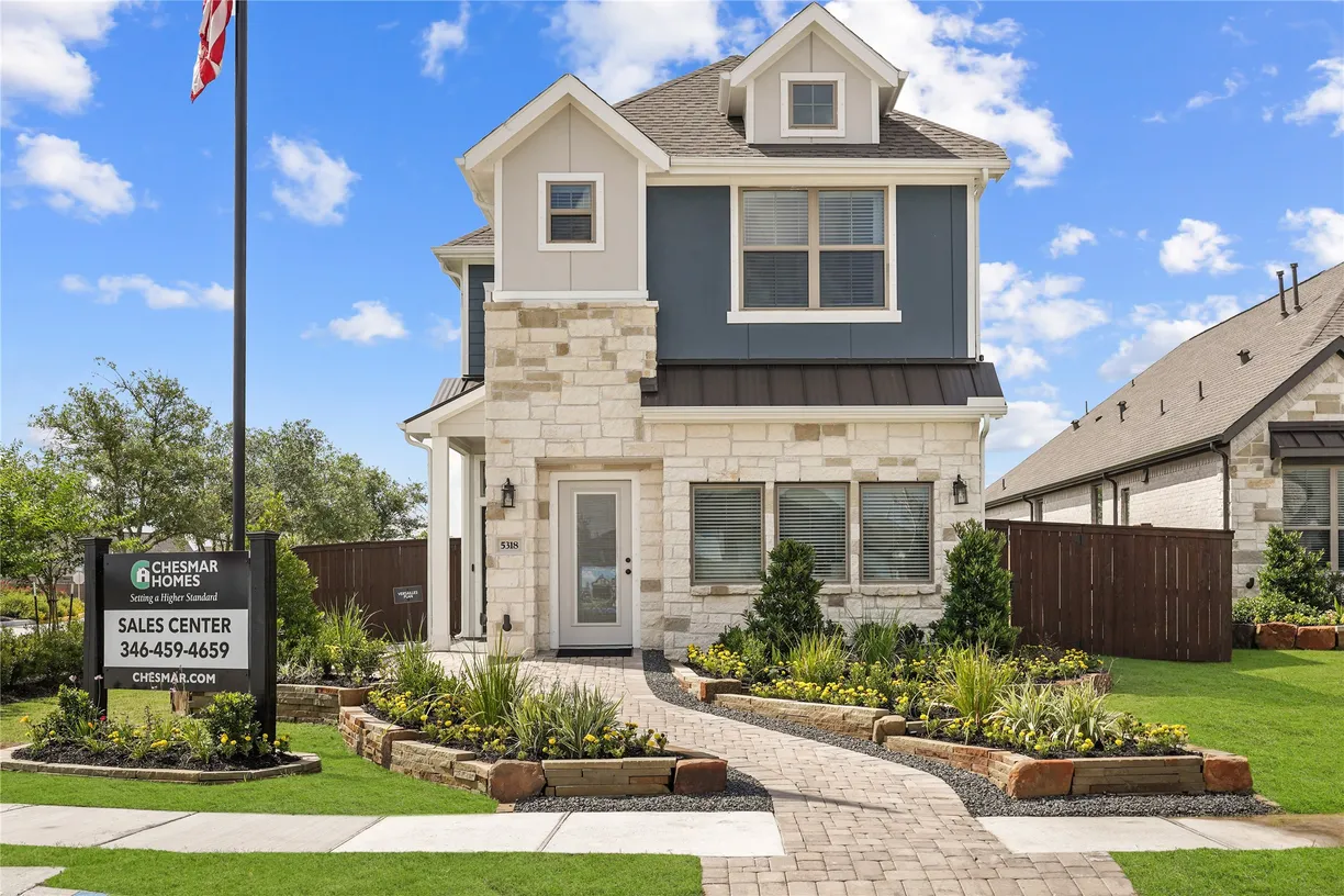 Houston Real Estate | View 9426 Autumn Vale Drive | 3 Beds, 2 Baths