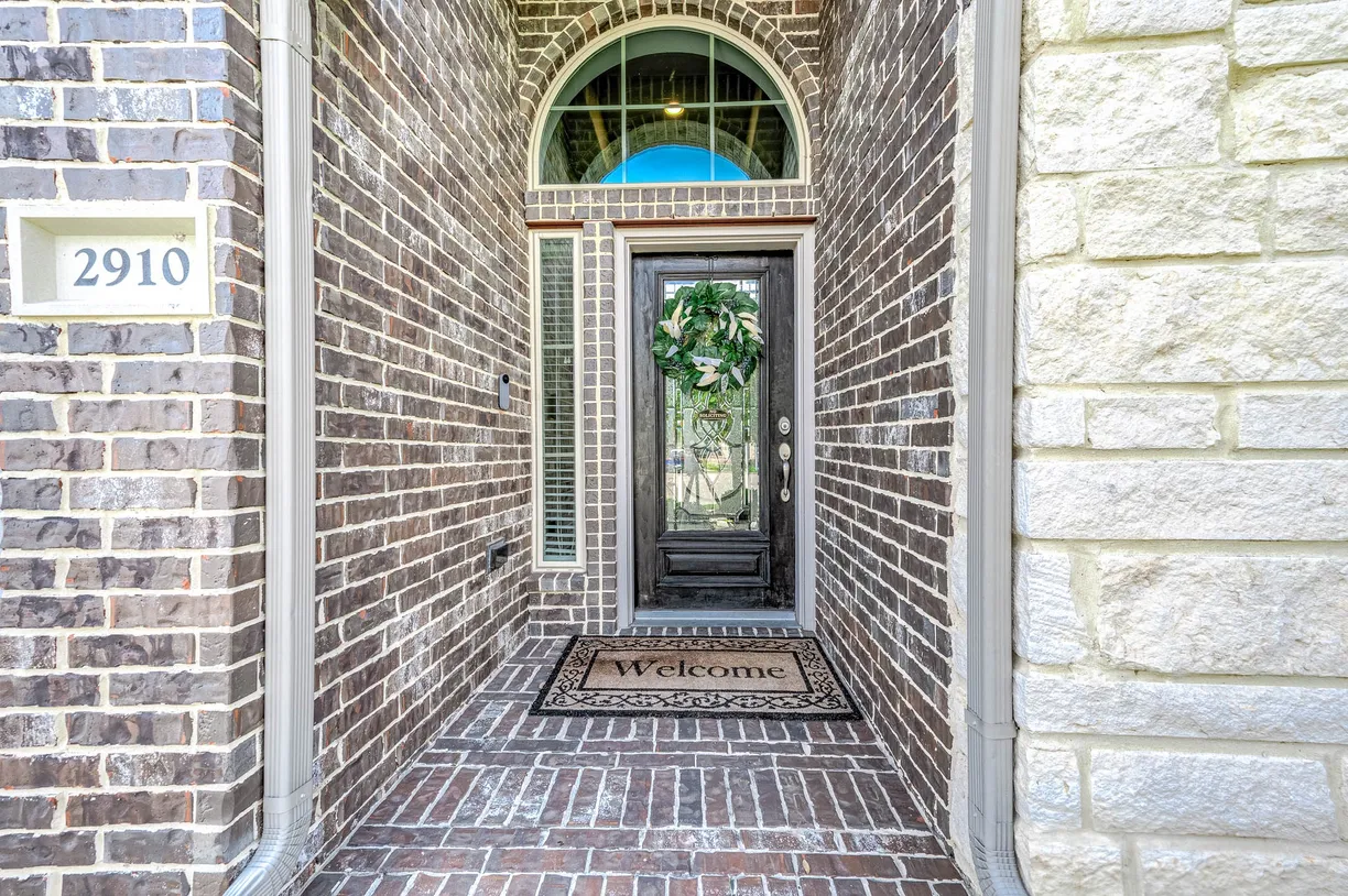 Houston Suburbs Real Estate | View 2910 Angel Mist Lane | Listing
