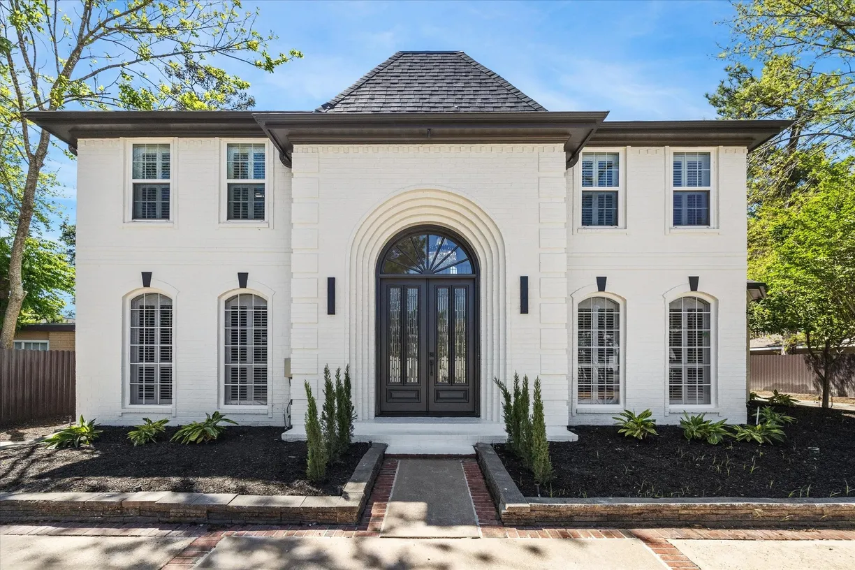 Houston Real Estate | View 12931 Memorial Drive | 4 Beds, 3 Baths