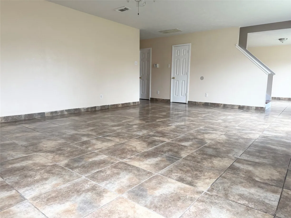 Houston Real Estate | View 514 Regional Park Drive | Listing