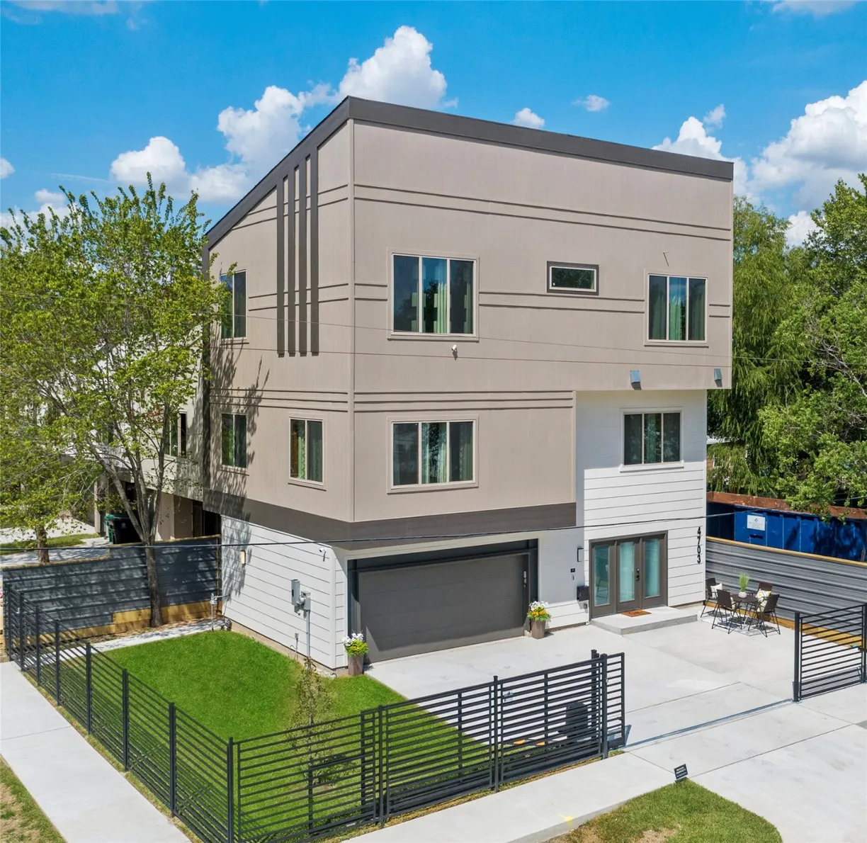 4703 Ward Street, Houston, TX 77021 Property for sale