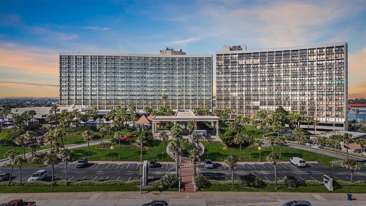 Houston Real Estate | View 5220 Seawall Boulevard, 1134C | Listing