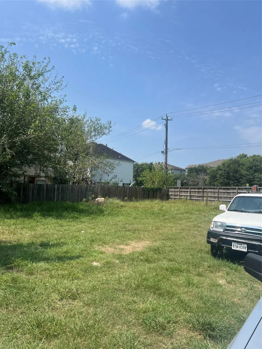 Houston Real Estate | View 7050 Inwood Park Drive