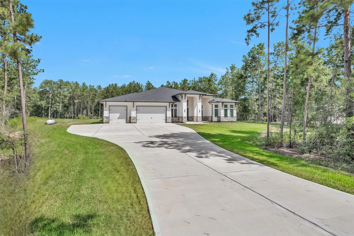 Houston Suburbs Real Estate | View 27900 E Stallion Lane | Listing